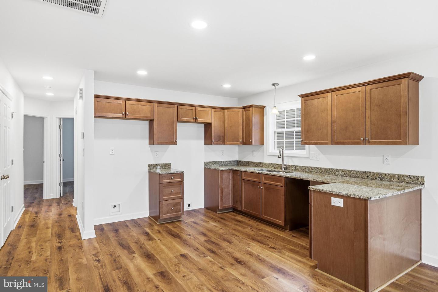 103 SIXTH AVE, LURAY, Virginia 22835, 2 Bedrooms Bedrooms, ,2 BathroomsBathrooms,Residential,For sale,103 SIXTH AVE,VAPA2005830 MLS # VAPA2005830