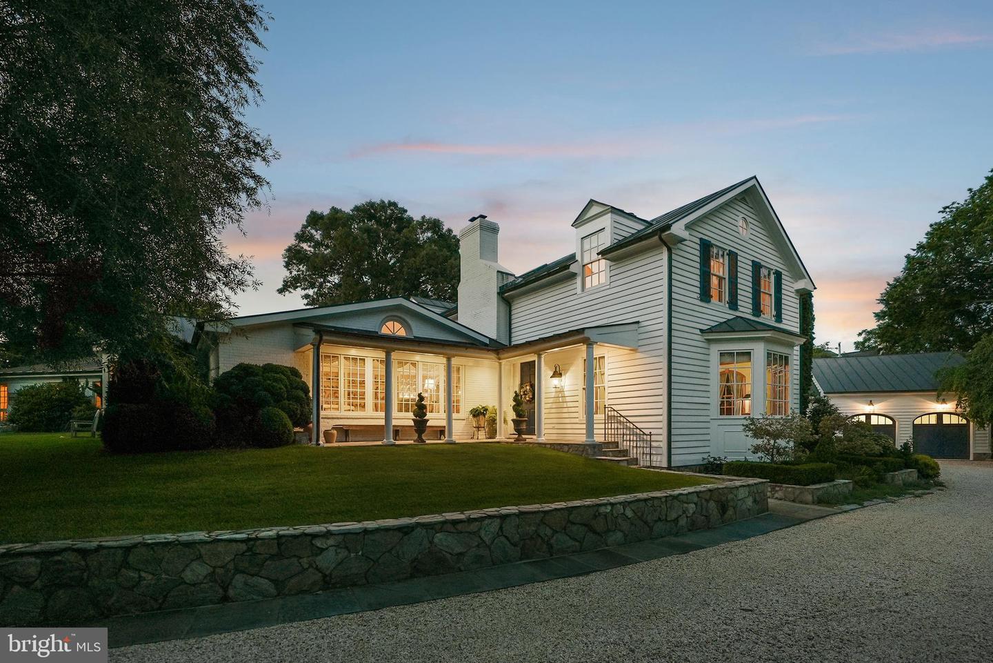 320 1/2 MANSION DR, ALEXANDRIA, Virginia 22302, 4 Bedrooms Bedrooms, ,6 BathroomsBathrooms,Residential,For sale,320 1/2 MANSION DR,VAAX2052970 MLS # VAAX2052970