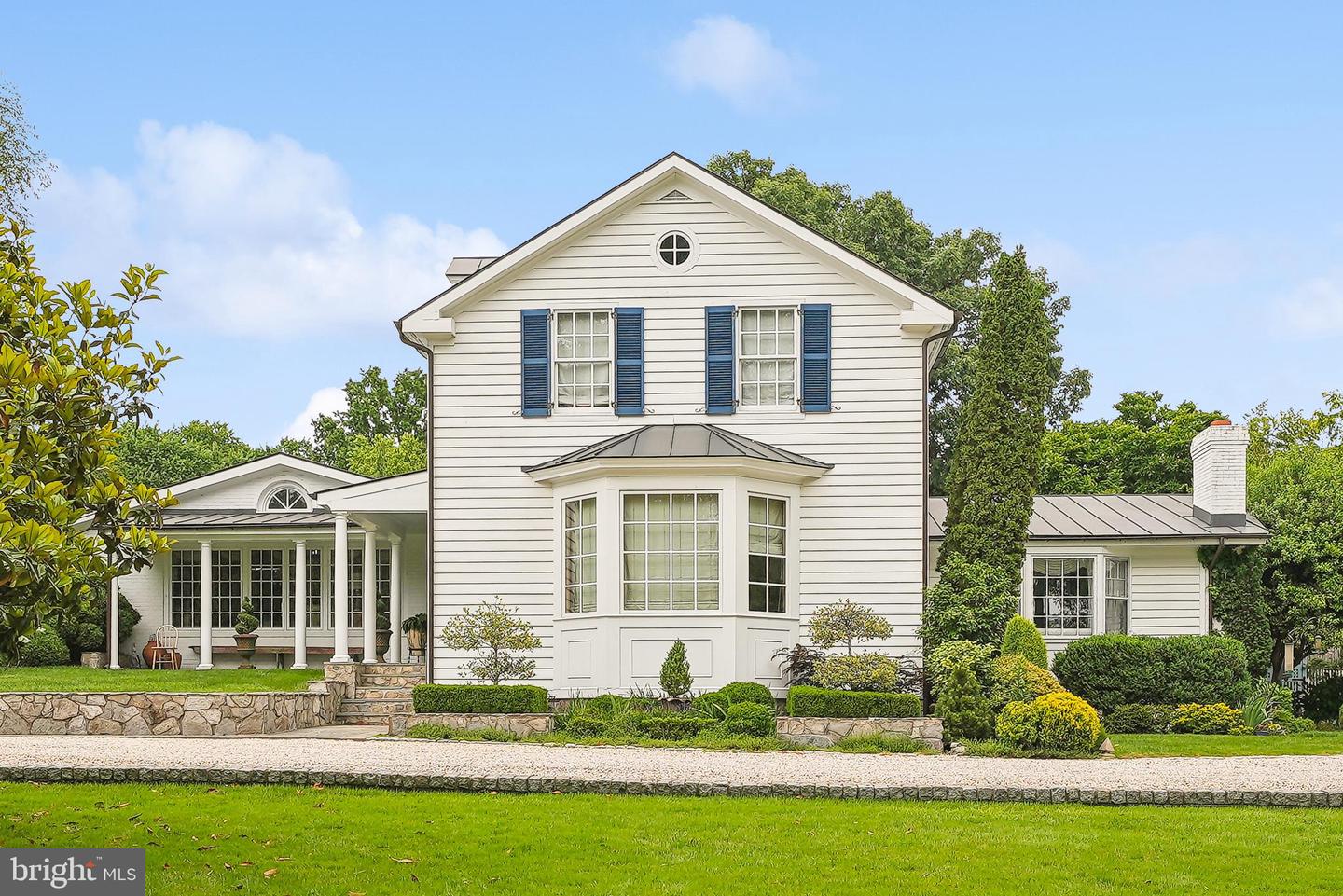 320 1/2 MANSION DR, ALEXANDRIA, Virginia 22302, 4 Bedrooms Bedrooms, ,6 BathroomsBathrooms,Residential,For sale,320 1/2 MANSION DR,VAAX2052970 MLS # VAAX2052970