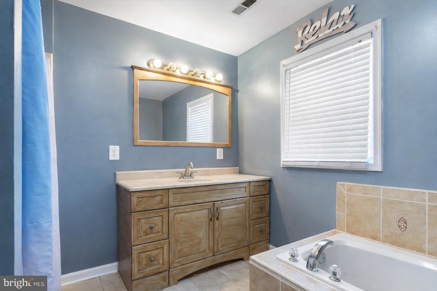 546 PALOMINO DR, LOUISA, Virginia 23093, 4 Bedrooms Bedrooms, 10 Rooms Rooms,2 BathroomsBathrooms,Residential,For sale,546 PALOMINO DR,VALA2009114 MLS # VALA2009114