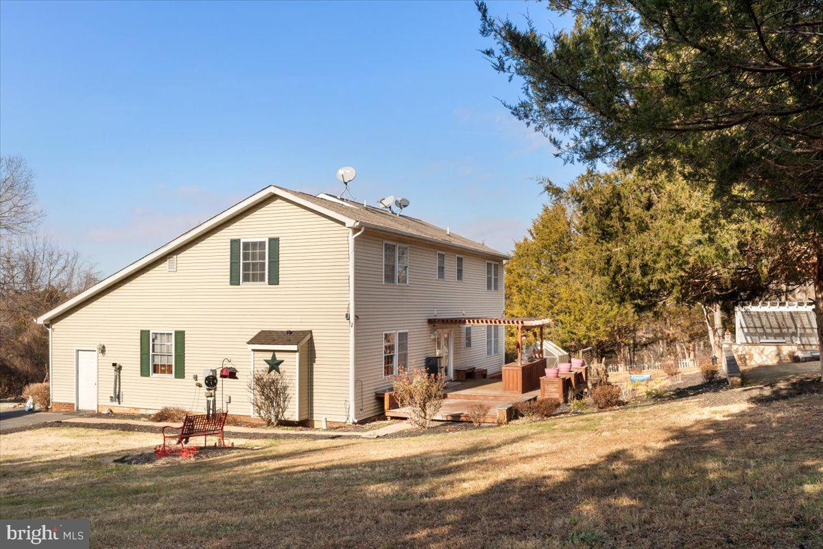 546 PALOMINO DR, LOUISA, Virginia 23093, 4 Bedrooms Bedrooms, 10 Rooms Rooms,2 BathroomsBathrooms,Residential,For sale,546 PALOMINO DR,VALA2009114 MLS # VALA2009114