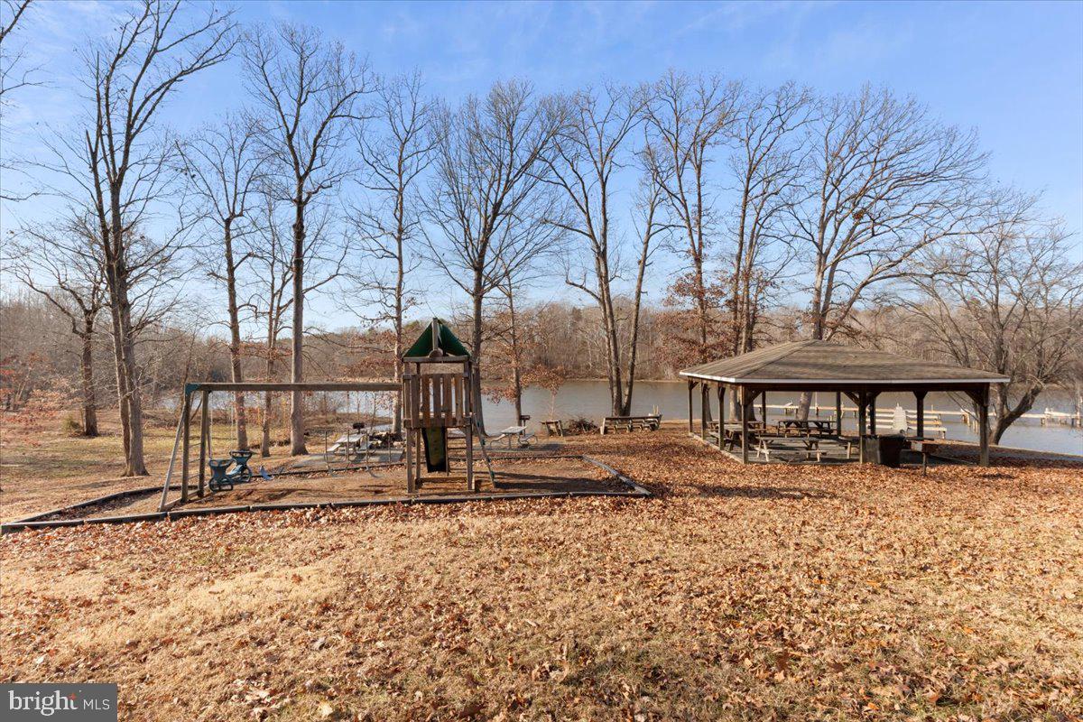 546 PALOMINO DR, LOUISA, Virginia 23093, 4 Bedrooms Bedrooms, 10 Rooms Rooms,2 BathroomsBathrooms,Residential,For sale,546 PALOMINO DR,VALA2009114 MLS # VALA2009114