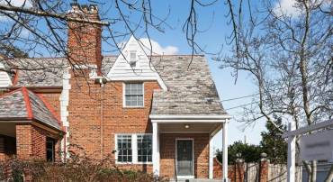 3811 UPTON ST NW, WASHINGTON, District Of Columbia 20016, 4 Bedrooms Bedrooms, 9 Rooms Rooms,2 BathroomsBathrooms,Residential,For sale,3811 UPTON ST NW,DCDC2240574 MLS # DCDC2240574