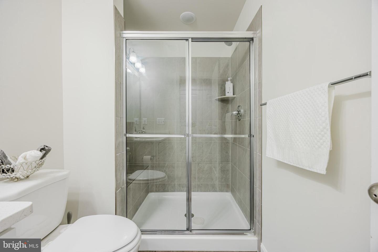 7263 NITTANY LN, ALEXANDRIA, Virginia 22306, 4 Bedrooms Bedrooms, ,2 BathroomsBathrooms,Residential,For sale,7263 NITTANY LN,VAFX2284934 MLS # VAFX2284934