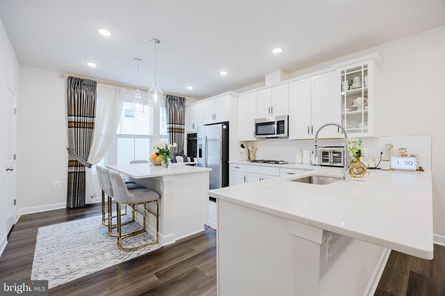 7263 NITTANY LN, ALEXANDRIA, Virginia 22306, 4 Bedrooms Bedrooms, ,2 BathroomsBathrooms,Residential,For sale,7263 NITTANY LN,VAFX2284934 MLS # VAFX2284934