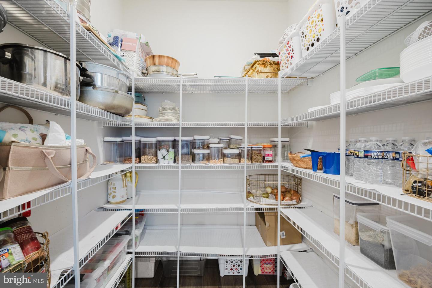 7263 NITTANY LN, ALEXANDRIA, Virginia 22306, 4 Bedrooms Bedrooms, ,2 BathroomsBathrooms,Residential,For sale,7263 NITTANY LN,VAFX2284934 MLS # VAFX2284934