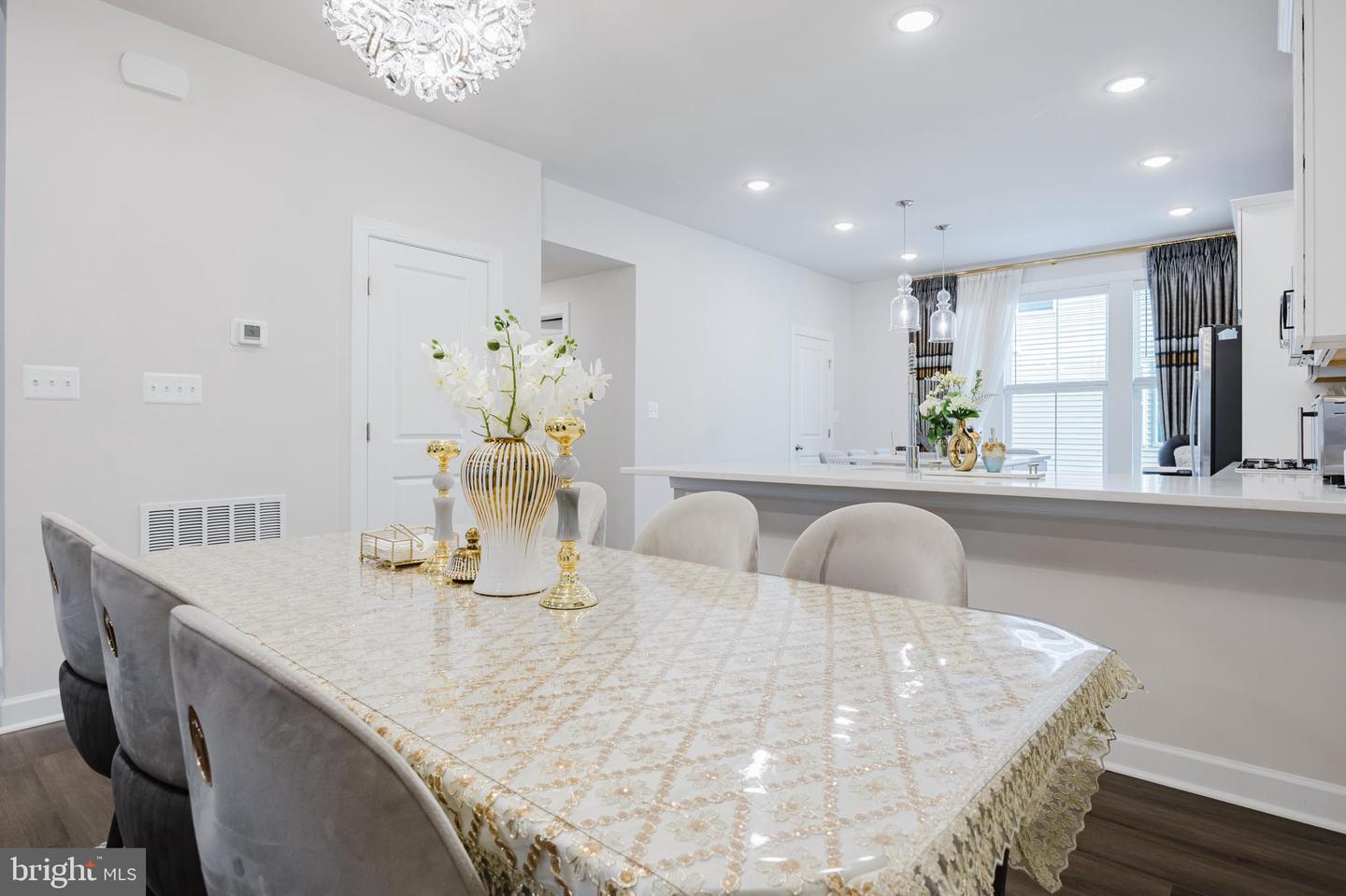 7263 NITTANY LN, ALEXANDRIA, Virginia 22306, 4 Bedrooms Bedrooms, ,2 BathroomsBathrooms,Residential,For sale,7263 NITTANY LN,VAFX2284934 MLS # VAFX2284934