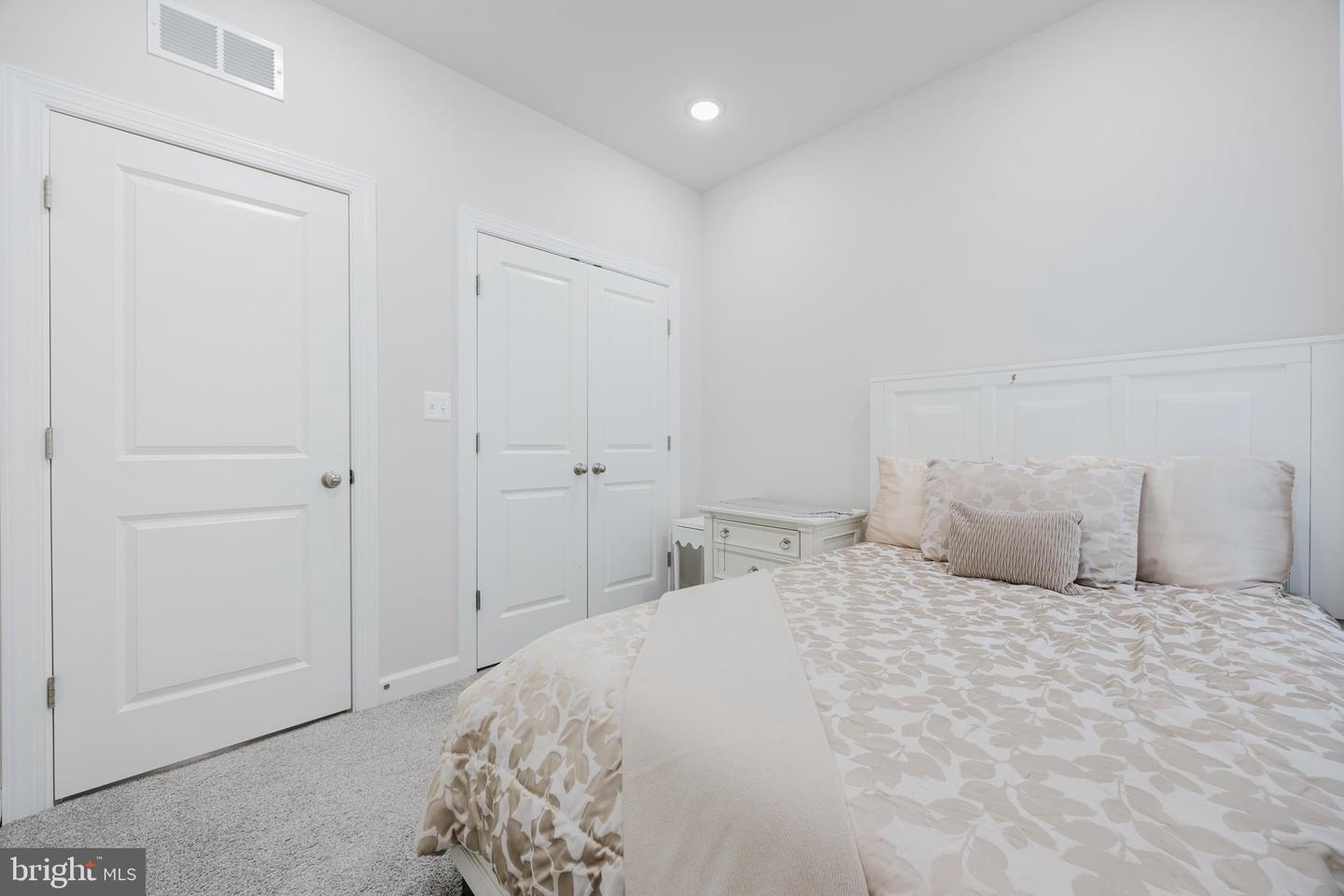 7263 NITTANY LN, ALEXANDRIA, Virginia 22306, 4 Bedrooms Bedrooms, ,2 BathroomsBathrooms,Residential,For sale,7263 NITTANY LN,VAFX2284934 MLS # VAFX2284934