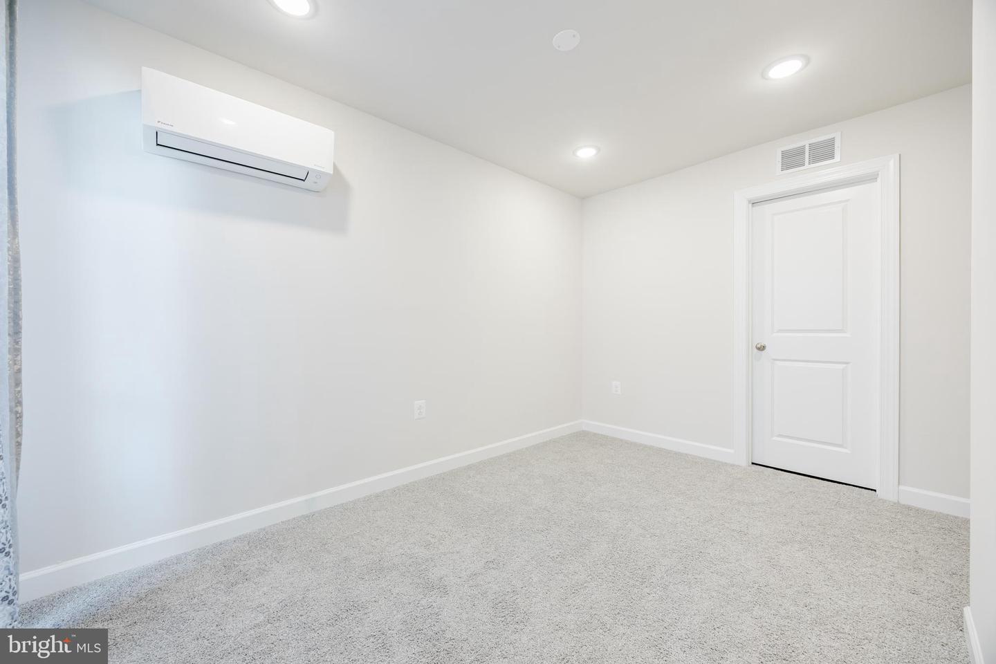 7263 NITTANY LN, ALEXANDRIA, Virginia 22306, 4 Bedrooms Bedrooms, ,2 BathroomsBathrooms,Residential,For sale,7263 NITTANY LN,VAFX2284934 MLS # VAFX2284934