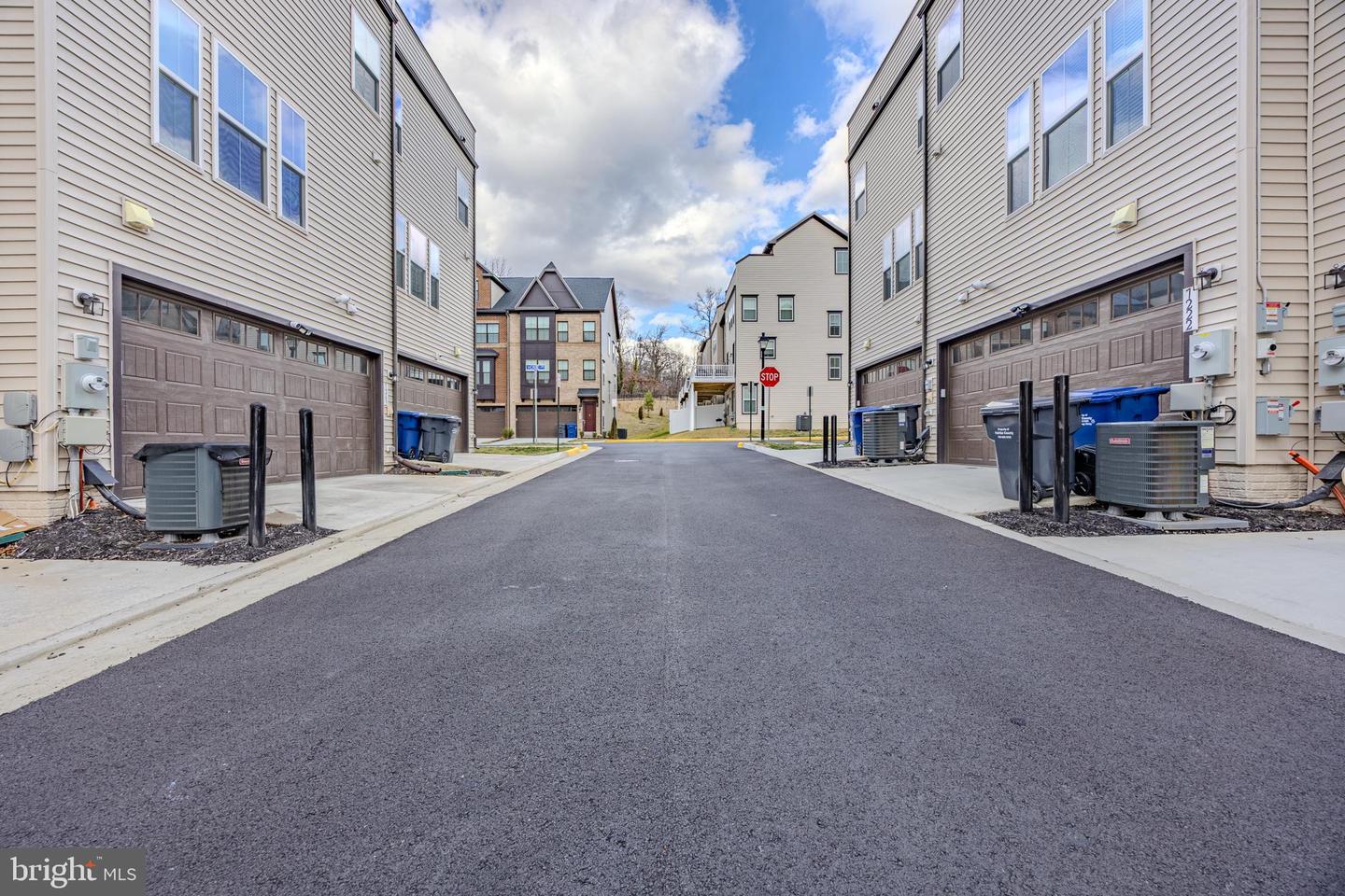 7263 NITTANY LN, ALEXANDRIA, Virginia 22306, 4 Bedrooms Bedrooms, ,2 BathroomsBathrooms,Residential,For sale,7263 NITTANY LN,VAFX2284934 MLS # VAFX2284934