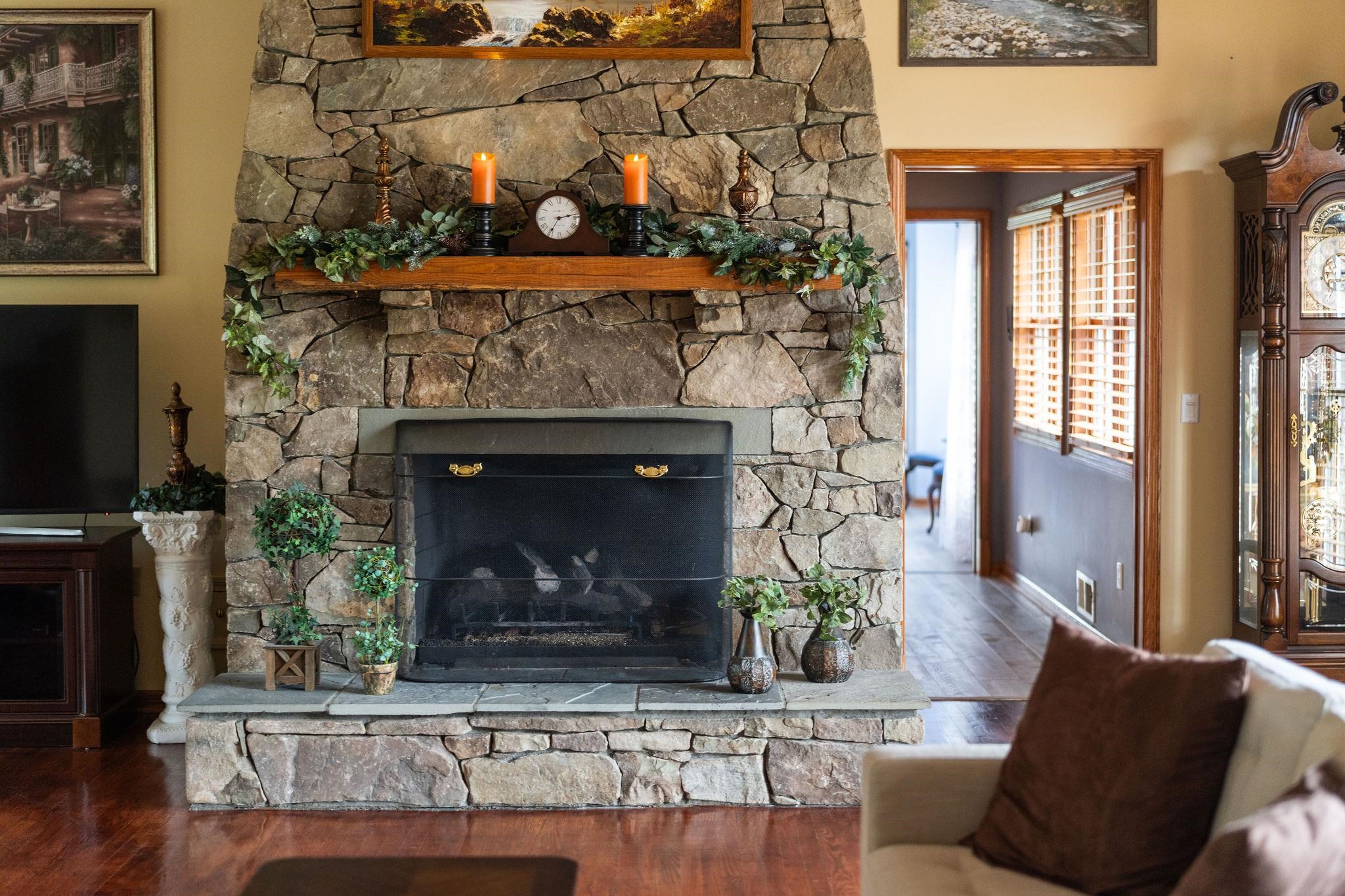 27 BLACK WALNUT LN, NELLYSFORD, Virginia 22958, 5 Bedrooms Bedrooms, ,5 BathroomsBathrooms,Residential,27 BLACK WALNUT LN,663193 MLS # 663193