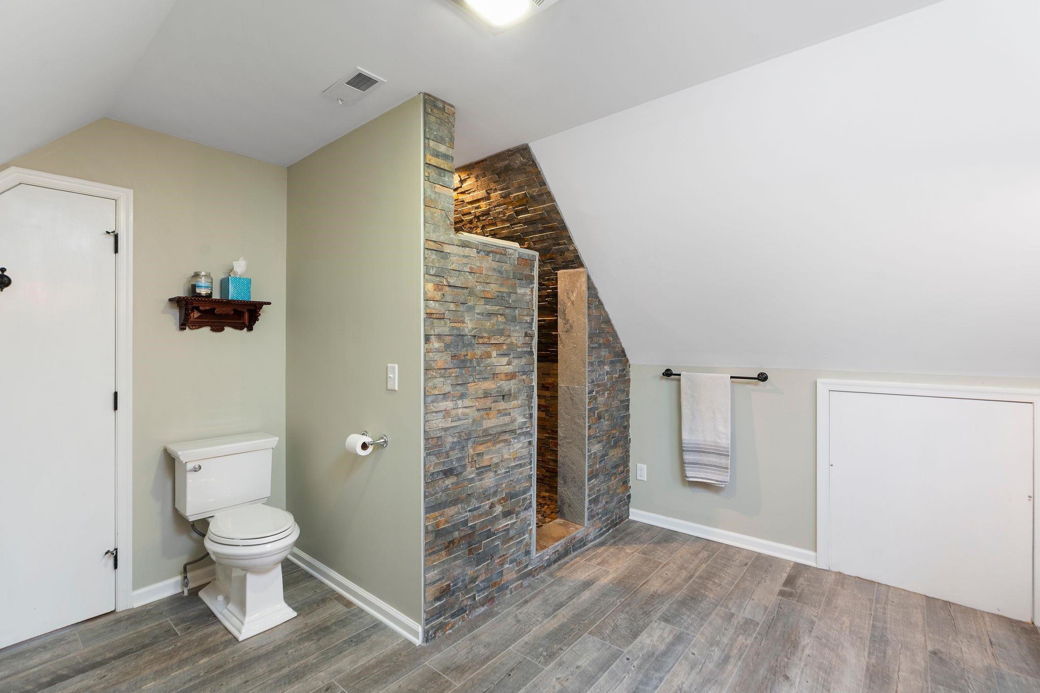 27 BLACK WALNUT LN, NELLYSFORD, Virginia 22958, 5 Bedrooms Bedrooms, ,5 BathroomsBathrooms,Residential,27 BLACK WALNUT LN,663193 MLS # 663193