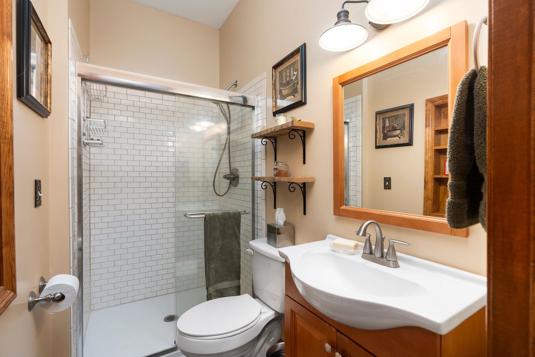 27 BLACK WALNUT LN, NELLYSFORD, Virginia 22958, 5 Bedrooms Bedrooms, ,5 BathroomsBathrooms,Residential,27 BLACK WALNUT LN,663193 MLS # 663193