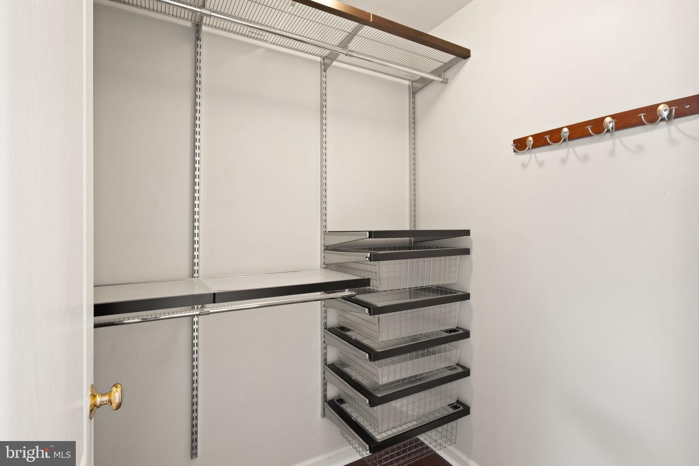 1327 MURRAY DOWNS WAY, RESTON, Virginia 20194, 3 Bedrooms Bedrooms, ,3 BathroomsBathrooms,Residential,For sale,1327 MURRAY DOWNS WAY,VAFX2284986 MLS # VAFX2284986