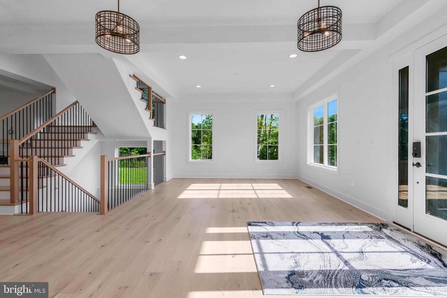 9209 FRANKS POINT LN, LORTON, Virginia 22079, ,Residential,For sale,9209 FRANKS POINT LN,VAFX2285030 MLS # VAFX2285030