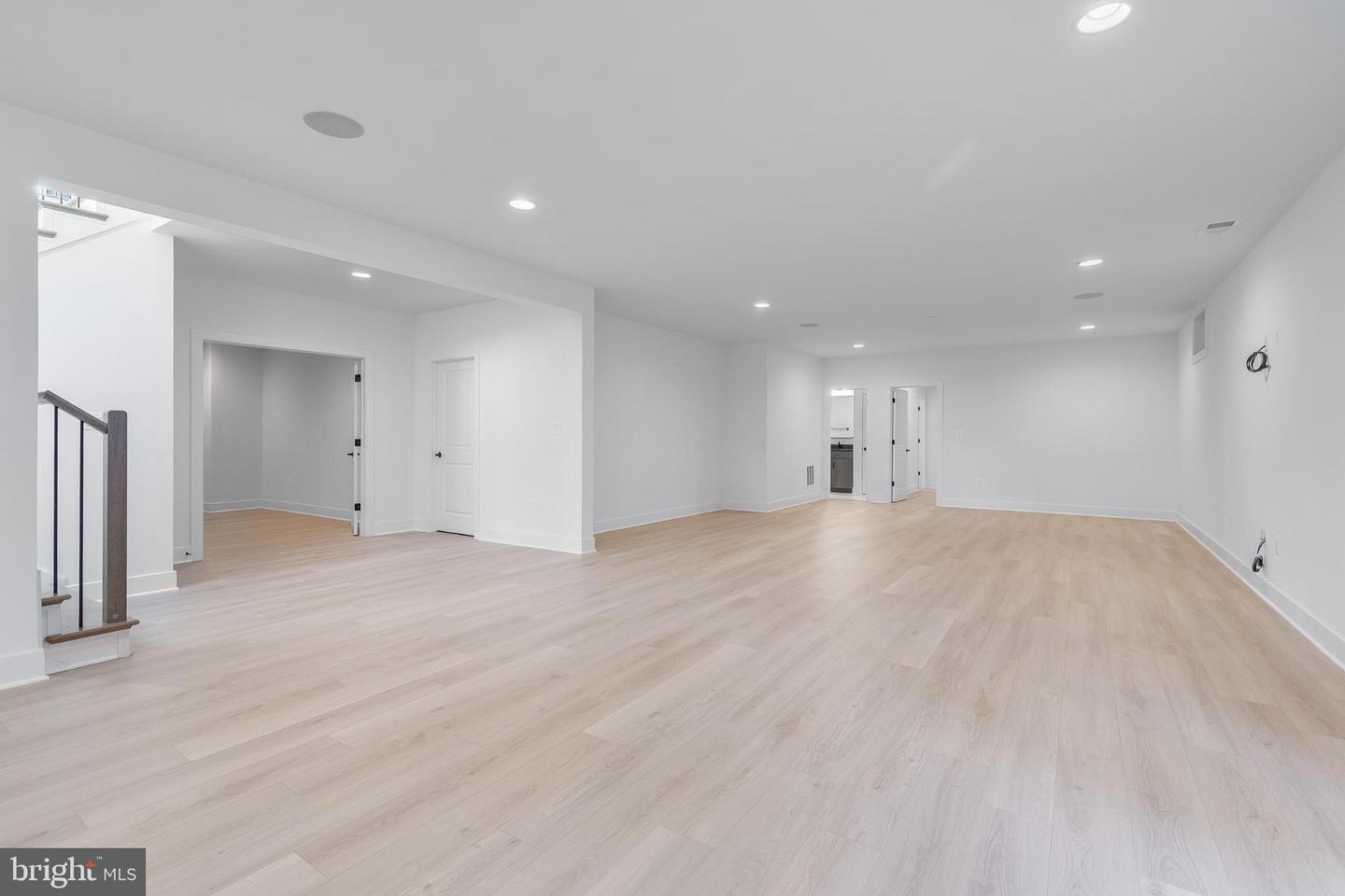 9209 FRANKS POINT LN, LORTON, Virginia 22079, ,Residential,For sale,9209 FRANKS POINT LN,VAFX2285030 MLS # VAFX2285030