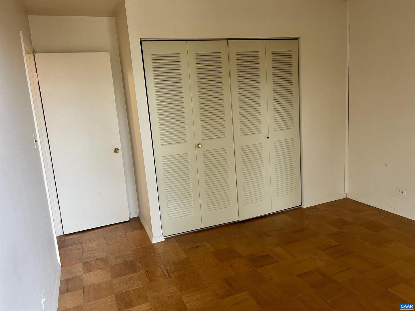 511 N FIRST ST #201, CHARLOTTESVILLE, Virginia 22902, 3 Bedrooms Bedrooms, ,2 BathroomsBathrooms,Residential,For sale,511 N FIRST ST #201,672340 MLS # 672340