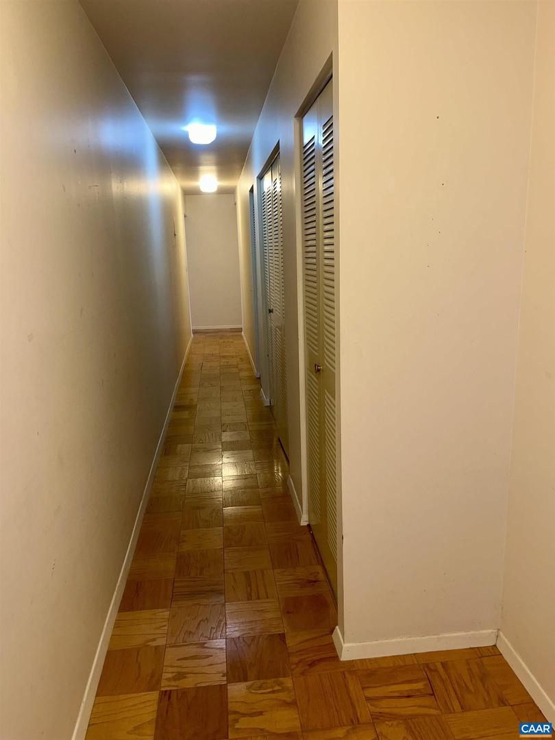 511 N FIRST ST #201, CHARLOTTESVILLE, Virginia 22902, 3 Bedrooms Bedrooms, ,2 BathroomsBathrooms,Residential,For sale,511 N FIRST ST #201,672340 MLS # 672340