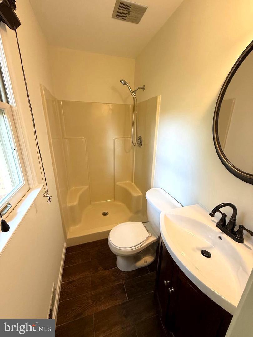 1137 COLUMBUS DR, STAFFORD, Virginia 22554, 4 Bedrooms Bedrooms, ,3 BathroomsBathrooms,Residential,For sale,1137 COLUMBUS DR,VAST2045136 MLS # VAST2045136