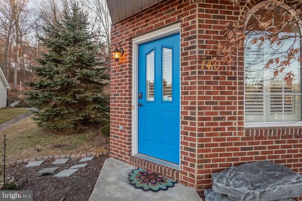 140 EMERALD DR, HARRISONBURG, Virginia 22801, 2 Bedrooms Bedrooms, ,2 BathroomsBathrooms,Residential,For sale,140 EMERALD DR,VAHC2000536 MLS # VAHC2000536