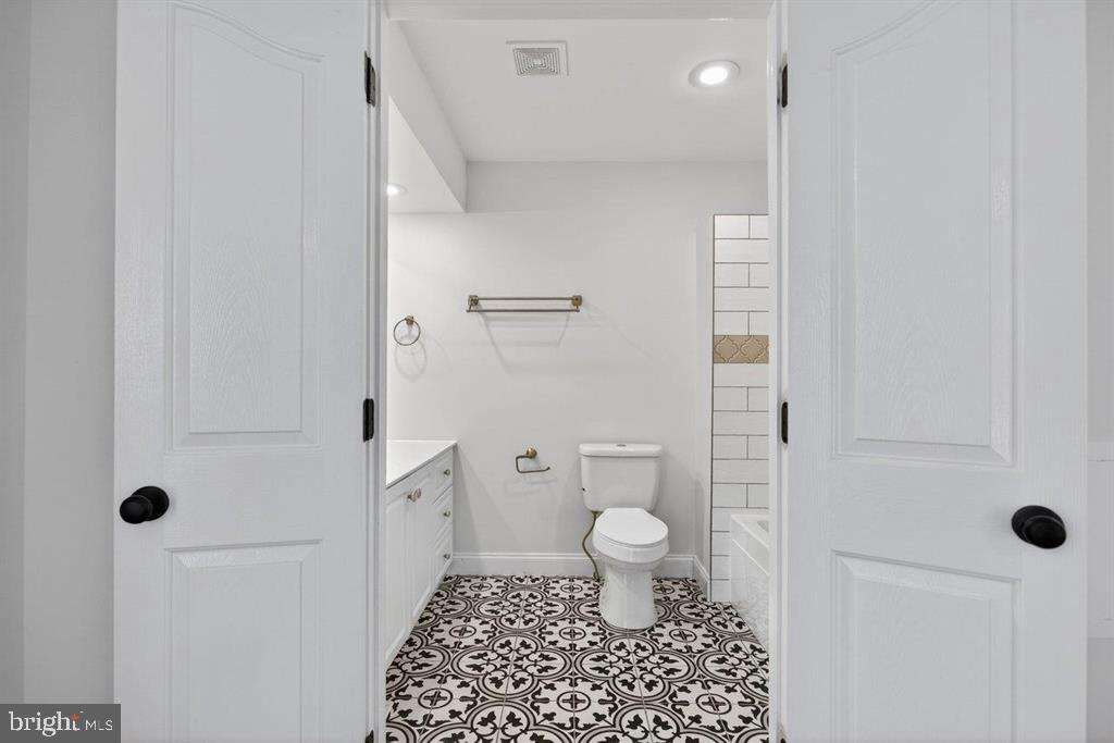 140 EMERALD DR, HARRISONBURG, Virginia 22801, 2 Bedrooms Bedrooms, ,2 BathroomsBathrooms,Residential,For sale,140 EMERALD DR,VAHC2000536 MLS # VAHC2000536