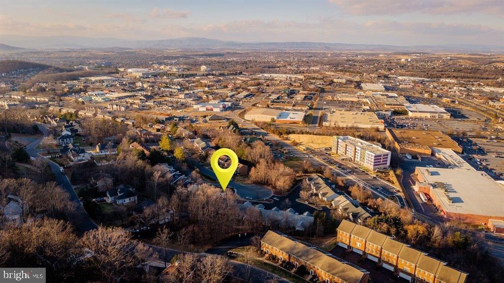 140 EMERALD DR, HARRISONBURG, Virginia 22801, 2 Bedrooms Bedrooms, ,2 BathroomsBathrooms,Residential,For sale,140 EMERALD DR,VAHC2000536 MLS # VAHC2000536