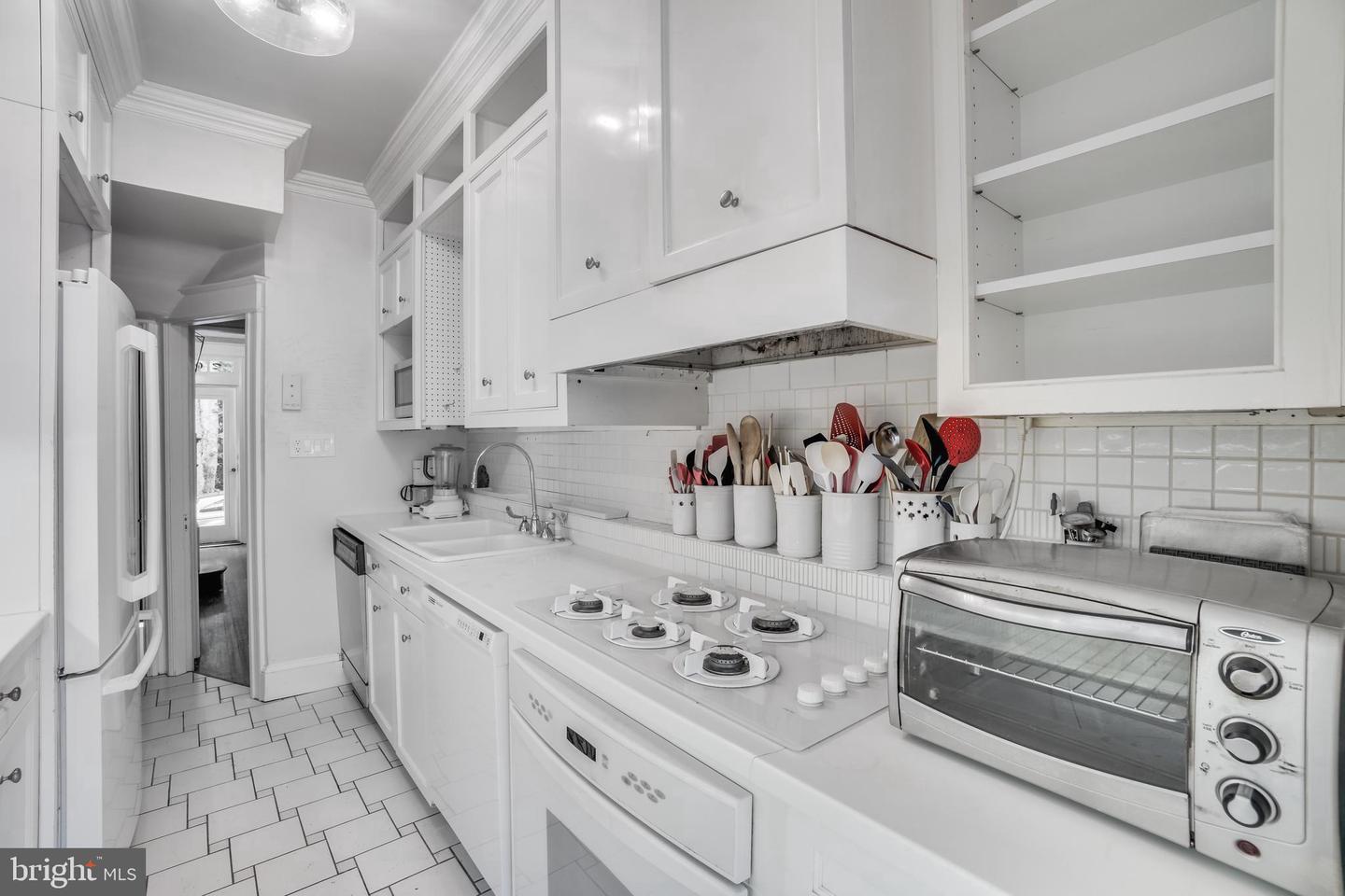 2030 PIERCE MILL RD NW, WASHINGTON, District Of Columbia 20010, 5 Bedrooms Bedrooms, ,2 BathroomsBathrooms,Residential,For sale,2030 PIERCE MILL RD NW,DCDC2240714 MLS # DCDC2240714