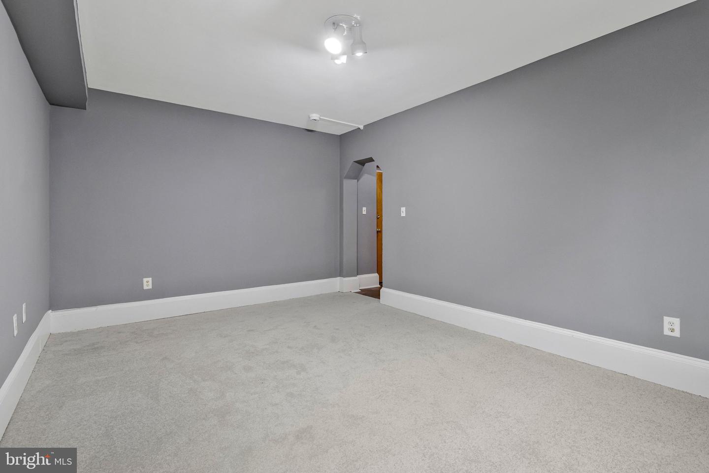 939 LONGFELLOW ST NW #6, WASHINGTON, District Of Columbia 20011, ,1 BathroomBathrooms,Residential,For sale,939 LONGFELLOW ST NW #6,DCDC2240718 MLS # DCDC2240718