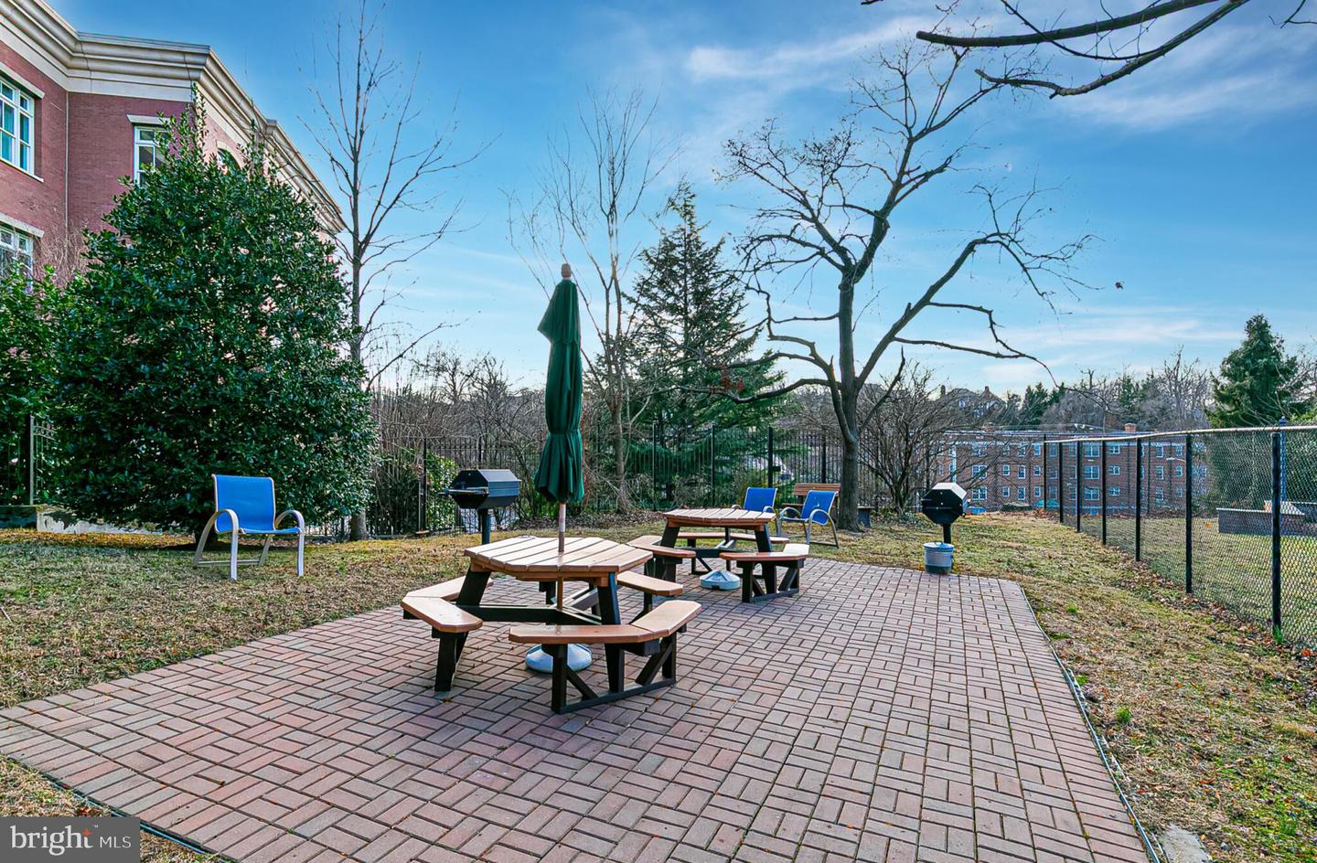 3000 SPOUT RUN PKWY #B311, ARLINGTON, Virginia 22201, 2 Bedrooms Bedrooms, ,1 BathroomBathrooms,Residential,For sale,3000 SPOUT RUN PKWY #B311,VAAR2067602 MLS # VAAR2067602