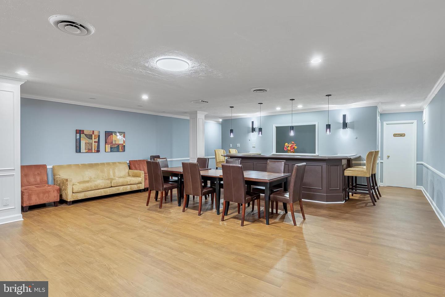 3000 SPOUT RUN PKWY #B311, ARLINGTON, Virginia 22201, 2 Bedrooms Bedrooms, ,1 BathroomBathrooms,Residential,For sale,3000 SPOUT RUN PKWY #B311,VAAR2067602 MLS # VAAR2067602