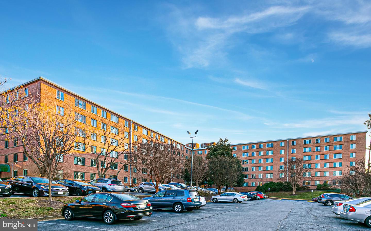 3000 SPOUT RUN PKWY #B311, ARLINGTON, Virginia 22201, 2 Bedrooms Bedrooms, ,1 BathroomBathrooms,Residential,For sale,3000 SPOUT RUN PKWY #B311,VAAR2067602 MLS # VAAR2067602