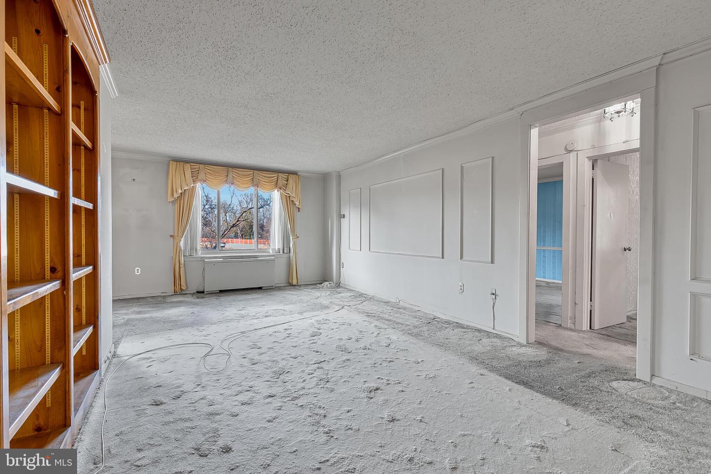 3000 SPOUT RUN PKWY #B311, ARLINGTON, Virginia 22201, 2 Bedrooms Bedrooms, ,1 BathroomBathrooms,Residential,For sale,3000 SPOUT RUN PKWY #B311,VAAR2067602 MLS # VAAR2067602