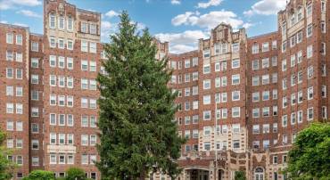 3601 CONNECTICUT AVE NW #122, WASHINGTON, District Of Columbia 20008, 2 Bedrooms Bedrooms, ,1 BathroomBathrooms,Residential,For sale,3601 CONNECTICUT AVE NW #122,DCDC2240720 MLS # DCDC2240720