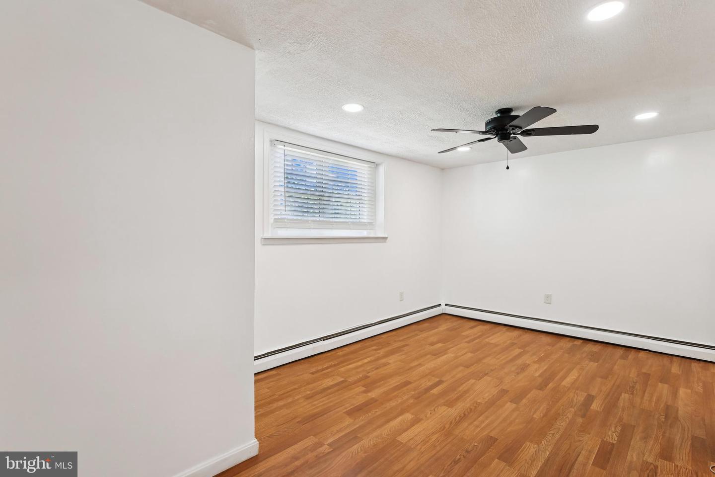 14308 BELLEVILLE AVE, WOODBRIDGE, Virginia 22193, 3 Bedrooms Bedrooms, ,2 BathroomsBathrooms,Residential,For sale,14308 BELLEVILLE AVE,VAPW2104190 MLS # VAPW2104190