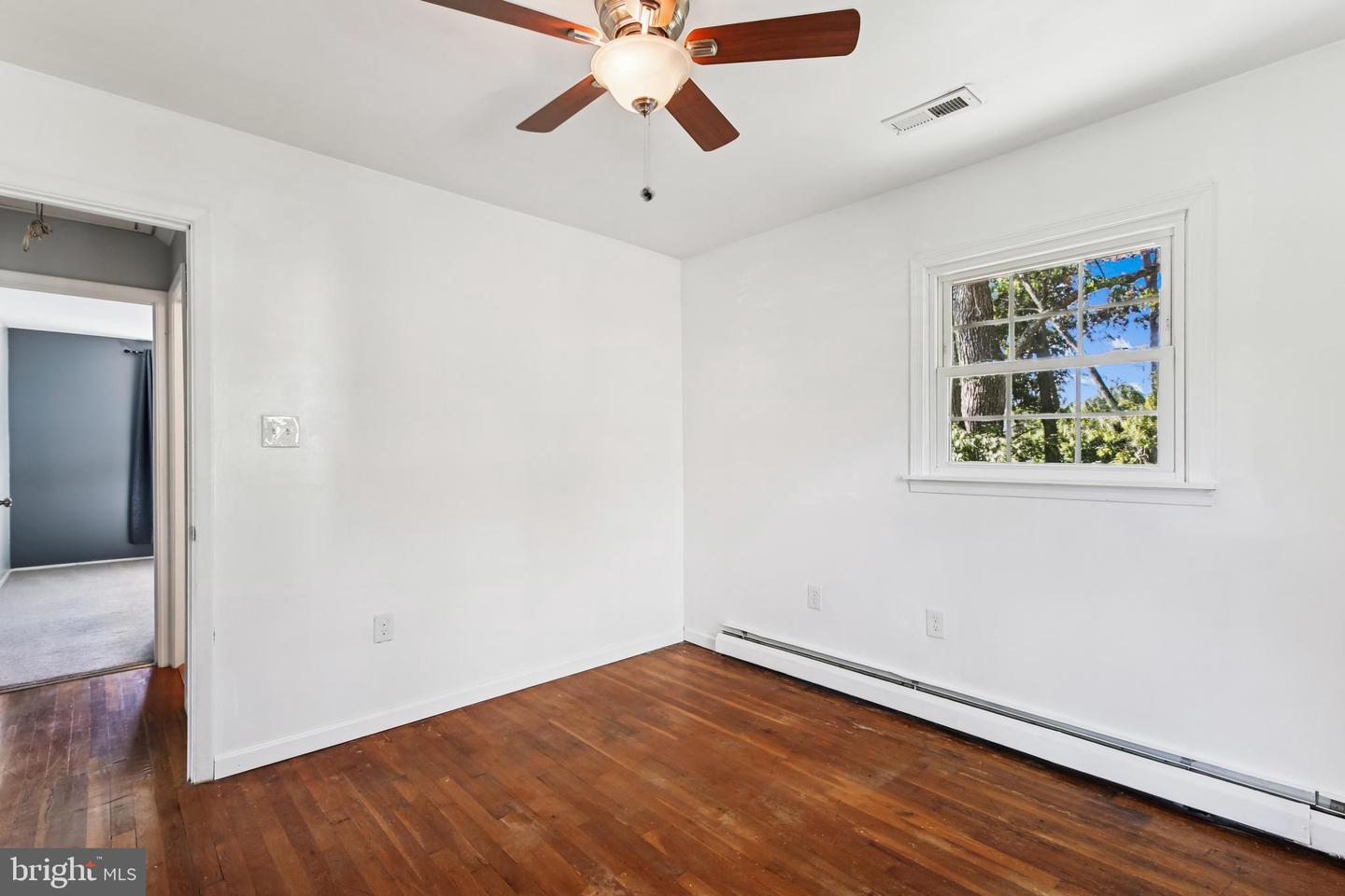 14308 BELLEVILLE AVE, WOODBRIDGE, Virginia 22193, 3 Bedrooms Bedrooms, ,2 BathroomsBathrooms,Residential,For sale,14308 BELLEVILLE AVE,VAPW2104190 MLS # VAPW2104190