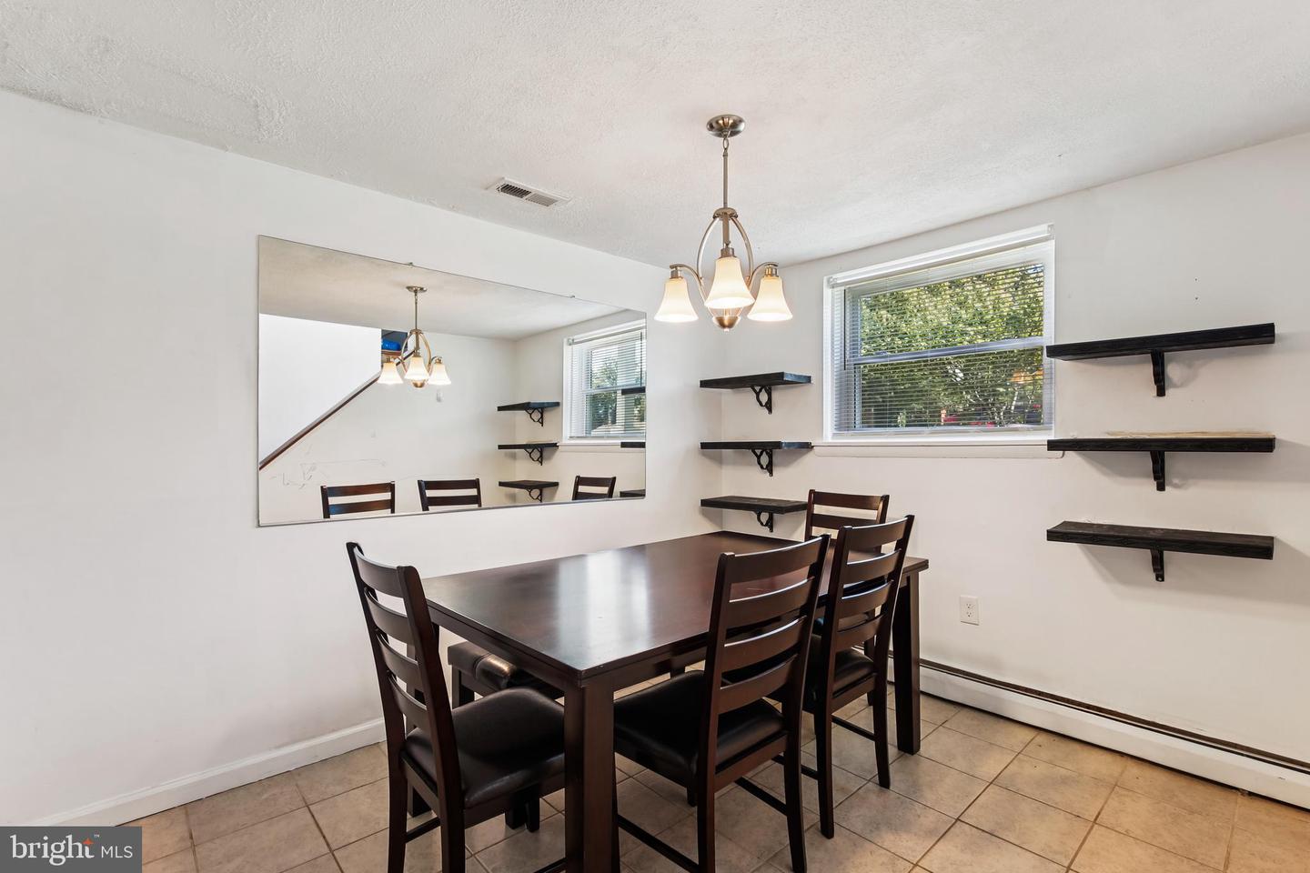 14308 BELLEVILLE AVE, WOODBRIDGE, Virginia 22193, 3 Bedrooms Bedrooms, ,2 BathroomsBathrooms,Residential,For sale,14308 BELLEVILLE AVE,VAPW2104190 MLS # VAPW2104190