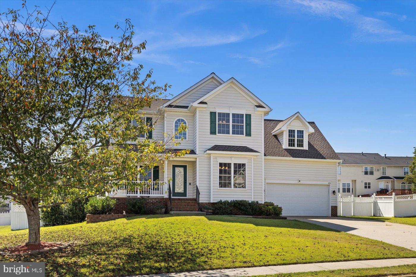 5906 W COPPER MOUNTAIN DR, SPOTSYLVANIA, Virginia 22553, 4 Bedrooms Bedrooms, 18 Rooms Rooms,3 BathroomsBathrooms,Residential,For sale,5906 W COPPER MOUNTAIN DR,VASP2036312 MLS # VASP2036312