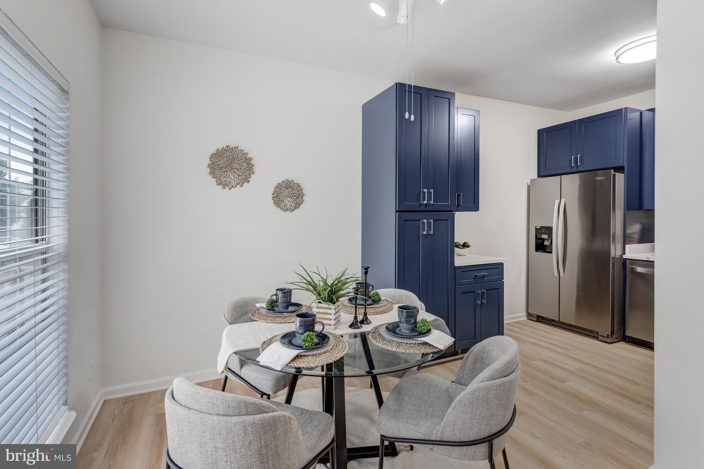 15673 VIEWPOINT CIR, DUMFRIES, Virginia 22025, 3 Bedrooms Bedrooms, 12 Rooms Rooms,2 BathroomsBathrooms,Residential,For sale,15673 VIEWPOINT CIR,VAPW2104648 MLS # VAPW2104648