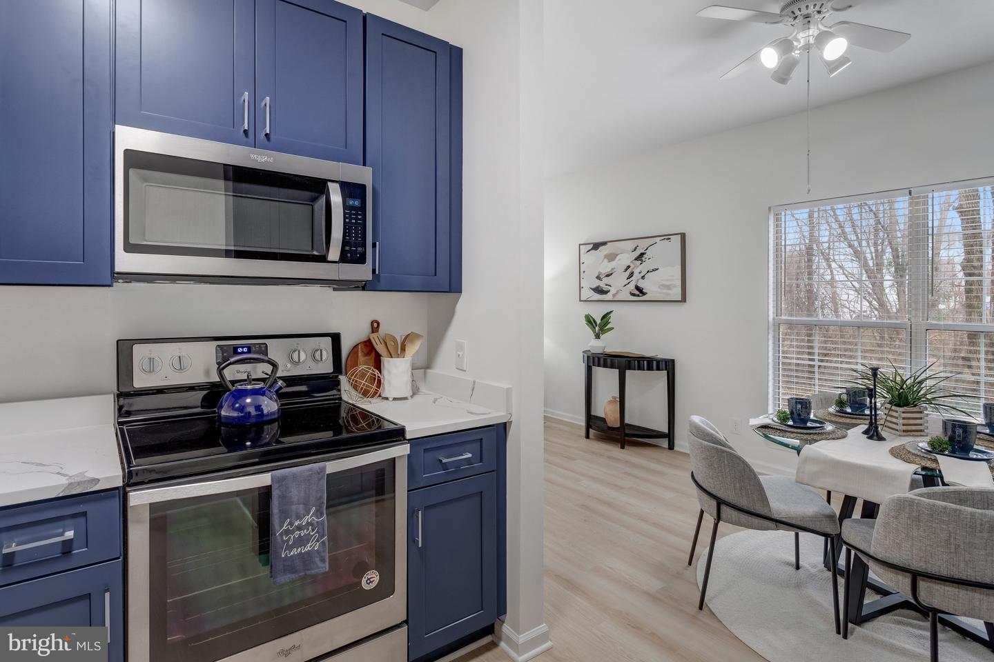 15673 VIEWPOINT CIR, DUMFRIES, Virginia 22025, 3 Bedrooms Bedrooms, 12 Rooms Rooms,2 BathroomsBathrooms,Residential,For sale,15673 VIEWPOINT CIR,VAPW2104648 MLS # VAPW2104648