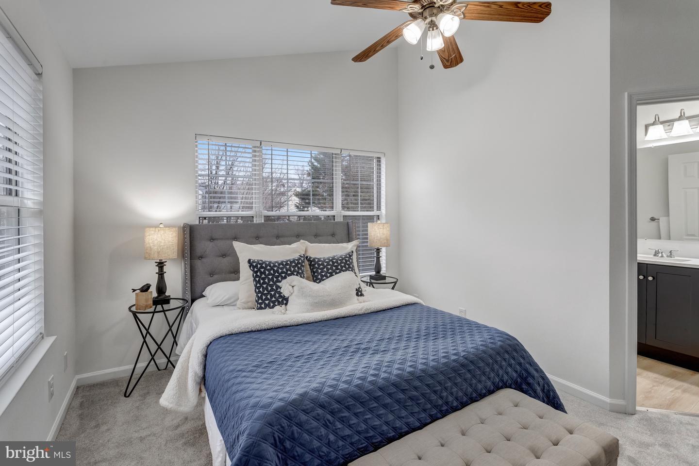 15673 VIEWPOINT CIR, DUMFRIES, Virginia 22025, 3 Bedrooms Bedrooms, 12 Rooms Rooms,2 BathroomsBathrooms,Residential,For sale,15673 VIEWPOINT CIR,VAPW2104648 MLS # VAPW2104648