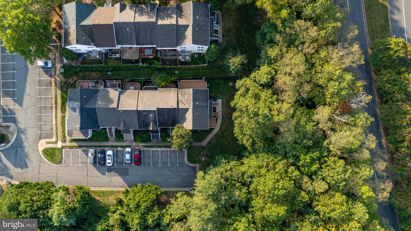 15673 VIEWPOINT CIR, DUMFRIES, Virginia 22025, 3 Bedrooms Bedrooms, 12 Rooms Rooms,2 BathroomsBathrooms,Residential,For sale,15673 VIEWPOINT CIR,VAPW2104648 MLS # VAPW2104648