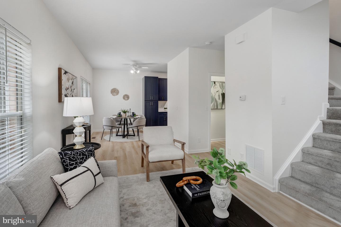 15673 VIEWPOINT CIR, DUMFRIES, Virginia 22025, 3 Bedrooms Bedrooms, 12 Rooms Rooms,2 BathroomsBathrooms,Residential,For sale,15673 VIEWPOINT CIR,VAPW2104648 MLS # VAPW2104648