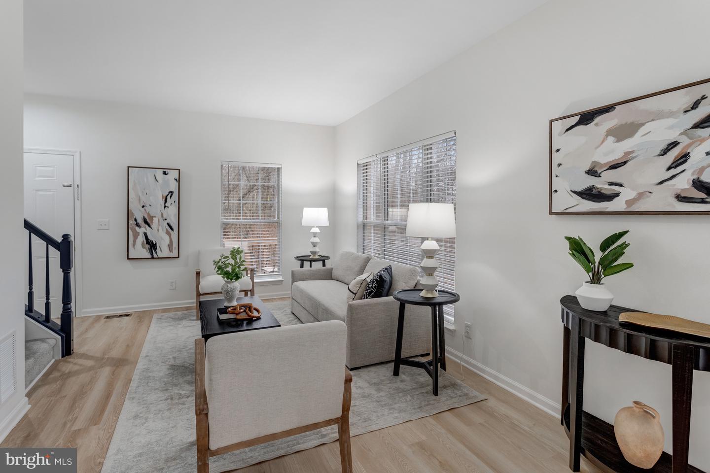 15673 VIEWPOINT CIR, DUMFRIES, Virginia 22025, 3 Bedrooms Bedrooms, 12 Rooms Rooms,2 BathroomsBathrooms,Residential,For sale,15673 VIEWPOINT CIR,VAPW2104648 MLS # VAPW2104648