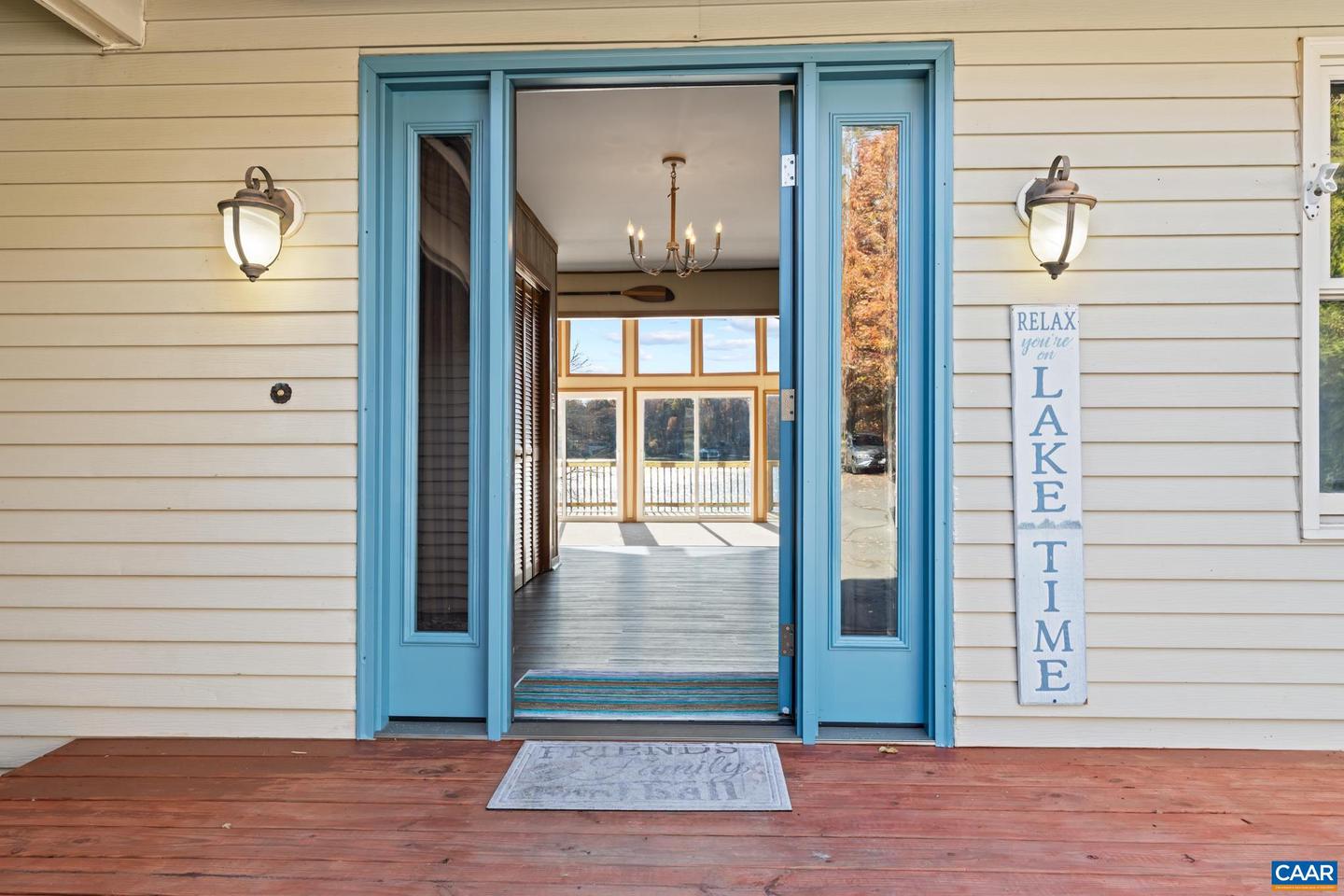 1753 NORTH LAKESHORE DR, LOUISA, Virginia 23093, 3 Bedrooms Bedrooms, ,2 BathroomsBathrooms,Residential,For sale,1753 NORTH LAKESHORE DR,671047 MLS # 671047