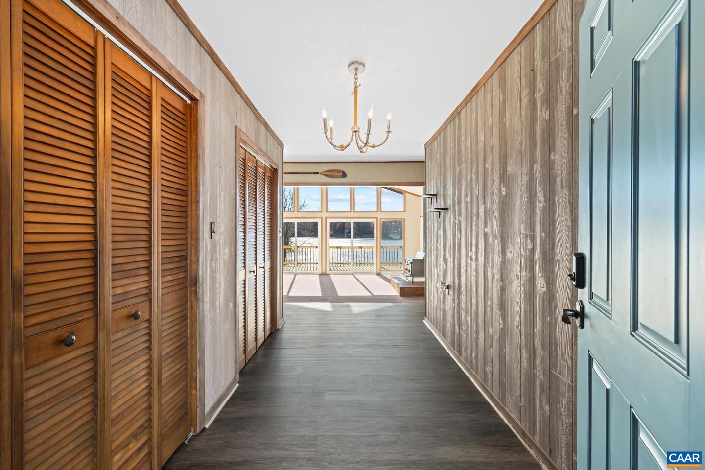 1753 NORTH LAKESHORE DR, LOUISA, Virginia 23093, 3 Bedrooms Bedrooms, ,2 BathroomsBathrooms,Residential,For sale,1753 NORTH LAKESHORE DR,671047 MLS # 671047