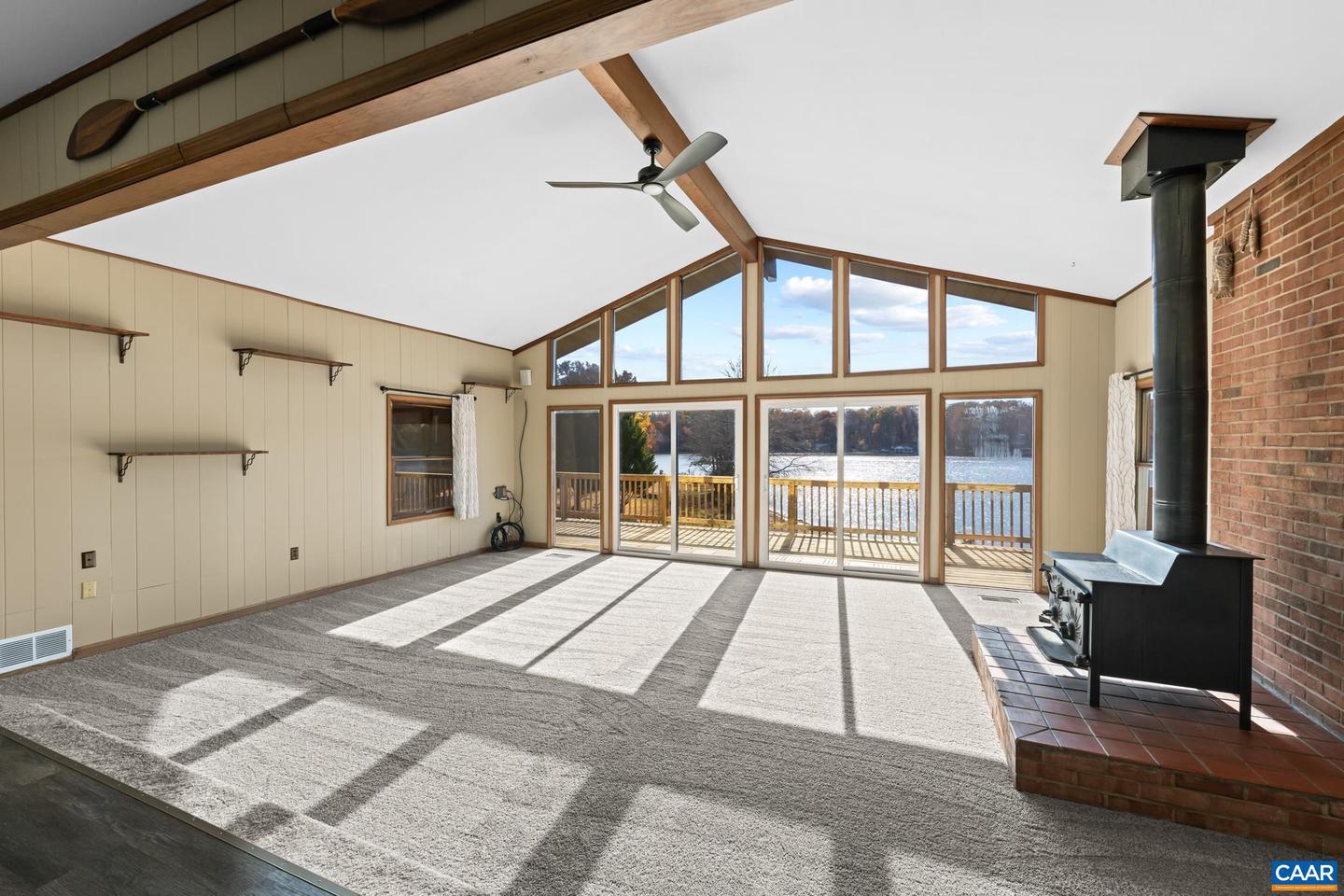 1753 NORTH LAKESHORE DR, LOUISA, Virginia 23093, 3 Bedrooms Bedrooms, ,2 BathroomsBathrooms,Residential,For sale,1753 NORTH LAKESHORE DR,671047 MLS # 671047