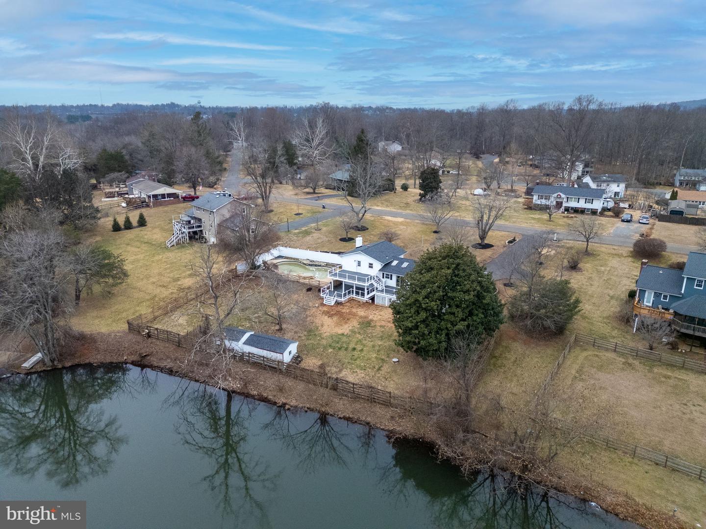 7291 HUNTON ST, WARRENTON, Virginia 20187, 3 Bedrooms Bedrooms, ,3 BathroomsBathrooms,Residential,For sale,7291 HUNTON ST,VAFQ2019950 MLS # VAFQ2019950