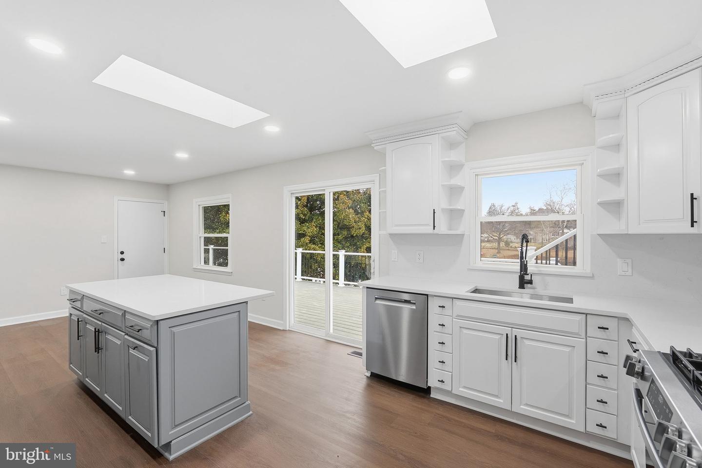 7291 HUNTON ST, WARRENTON, Virginia 20187, 3 Bedrooms Bedrooms, ,3 BathroomsBathrooms,Residential,For sale,7291 HUNTON ST,VAFQ2019950 MLS # VAFQ2019950