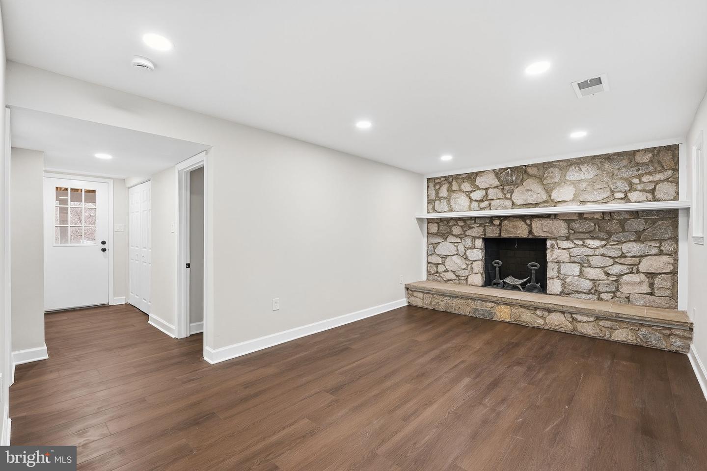 7291 HUNTON ST, WARRENTON, Virginia 20187, 3 Bedrooms Bedrooms, ,3 BathroomsBathrooms,Residential,For sale,7291 HUNTON ST,VAFQ2019950 MLS # VAFQ2019950