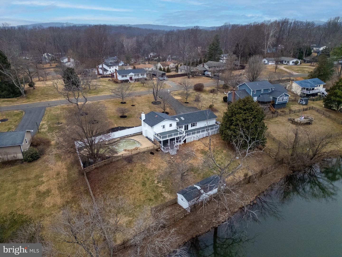 7291 HUNTON ST, WARRENTON, Virginia 20187, 3 Bedrooms Bedrooms, ,3 BathroomsBathrooms,Residential,For sale,7291 HUNTON ST,VAFQ2019950 MLS # VAFQ2019950